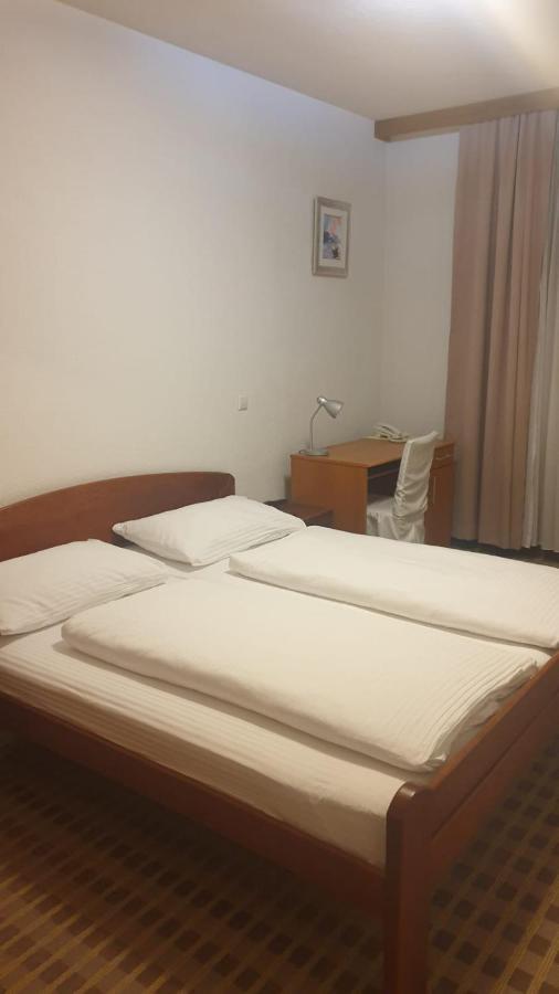 Hotel Knez Kupres  Zewnętrze zdjęcie