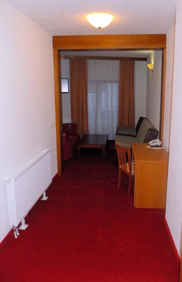 Hotel Knez Kupres  Zewnętrze zdjęcie