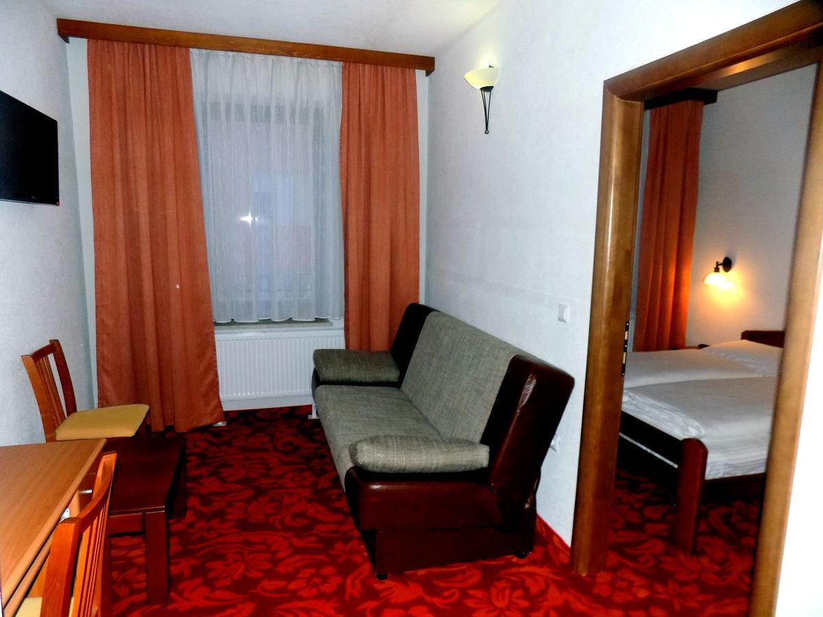 Hotel Knez Kupres  Zewnętrze zdjęcie