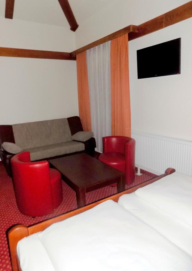Hotel Knez Kupres  Zewnętrze zdjęcie
