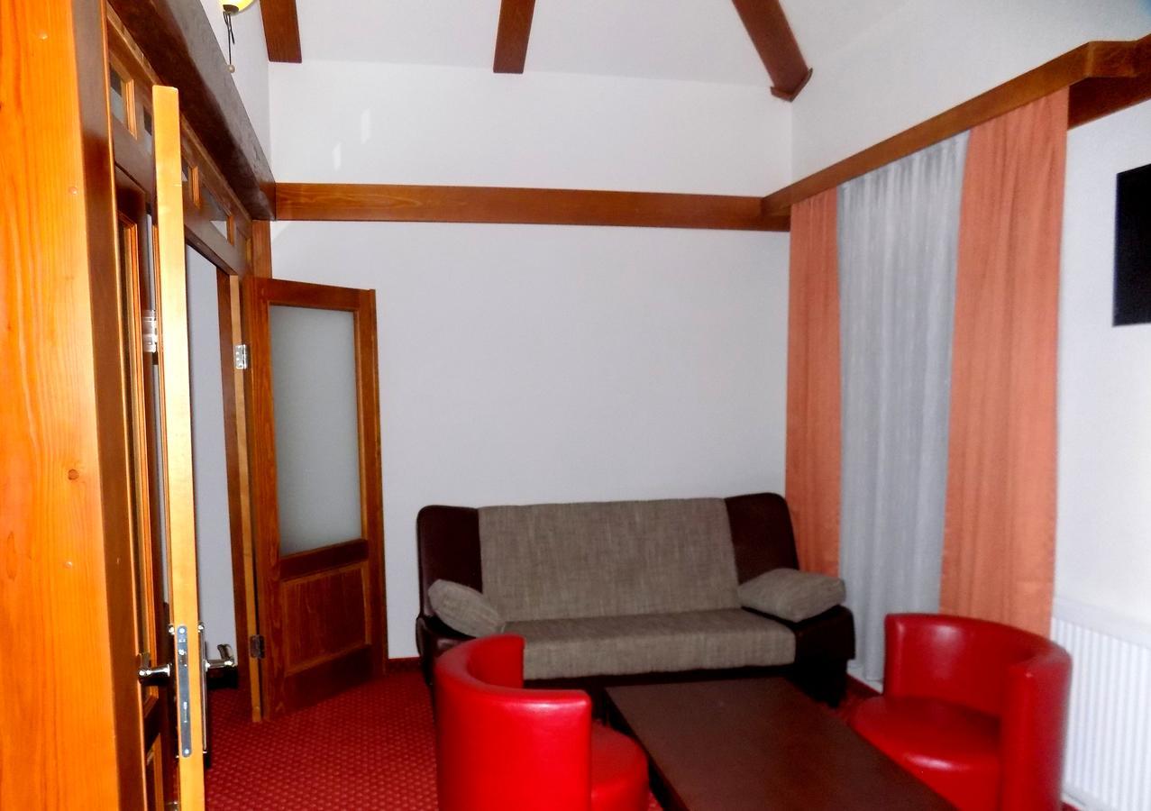 Hotel Knez Kupres  Zewnętrze zdjęcie