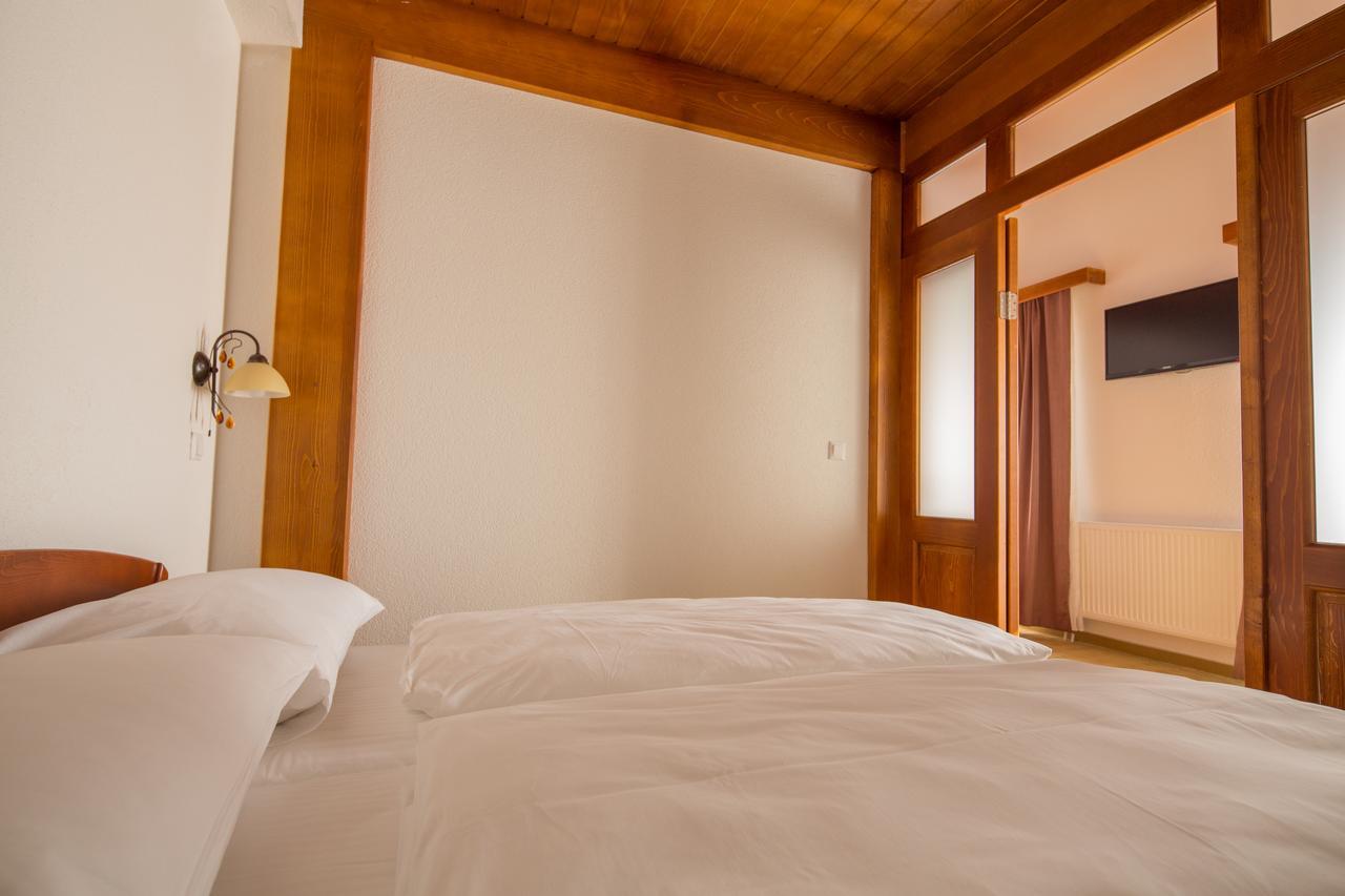 Hotel Knez Kupres  Zewnętrze zdjęcie